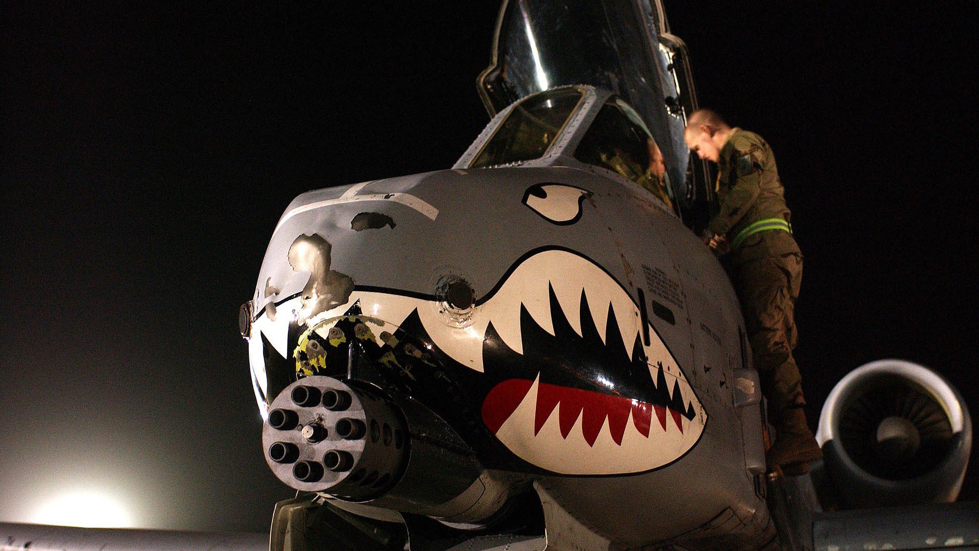 蓝鹰折断红黑权杖，拉齐奥掀翻米兰背后的战术革命与秩序重构