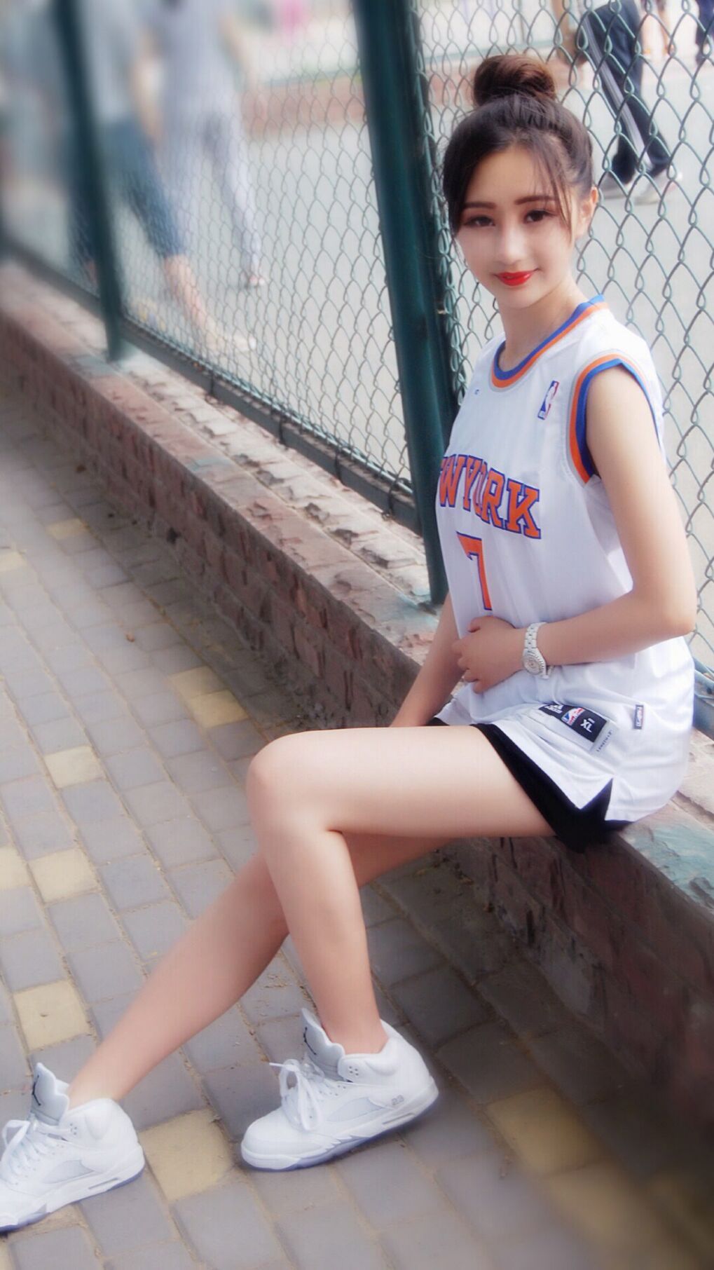 群星夜，谁掩锋铓？