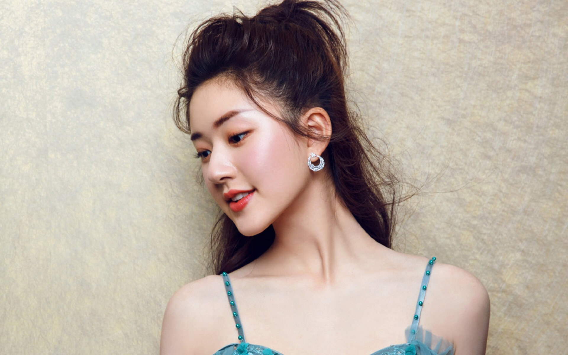 冠军拼图显神威，范弗利特的隐形控制力助独行侠正面击溃步行者